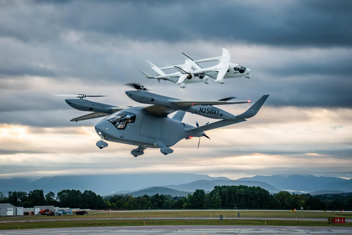Kyle Clark, da BETA, recebe aval da FAA para levar passageiros em avião elétrico